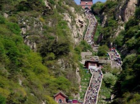 泰山r级在线视频,揭秘惊悚刺激的极限冒险之旅